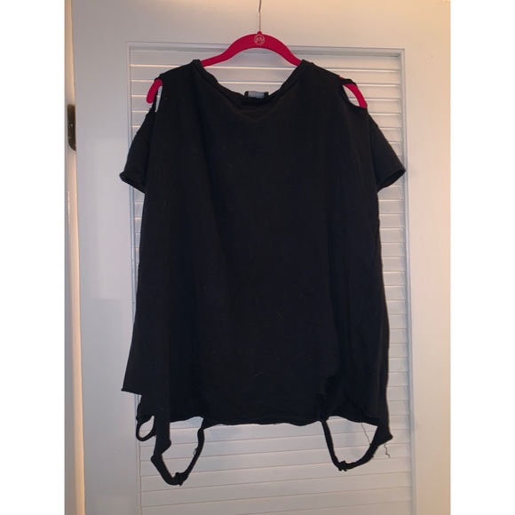 Tops - Black distressed shirt